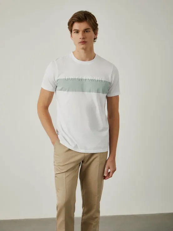 100% cotton t-shirt with contrast hem