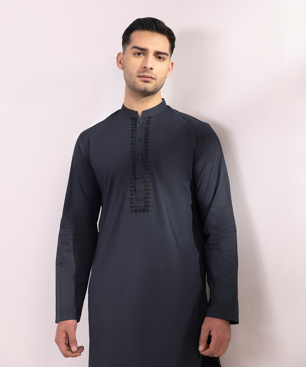 Embroidered Cotton Dobby Kurta