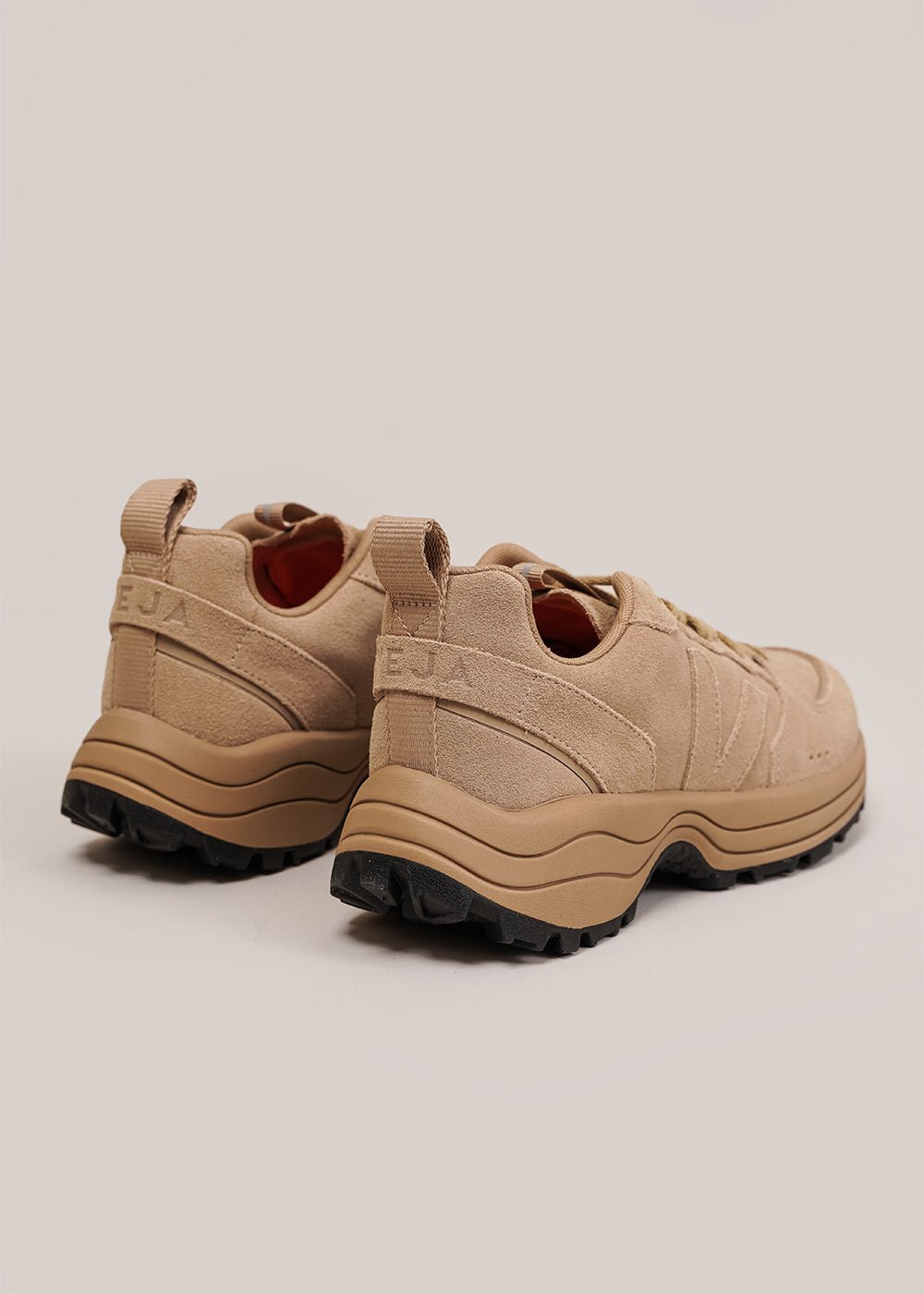 Full Sahara Suede Venturi Sneakers