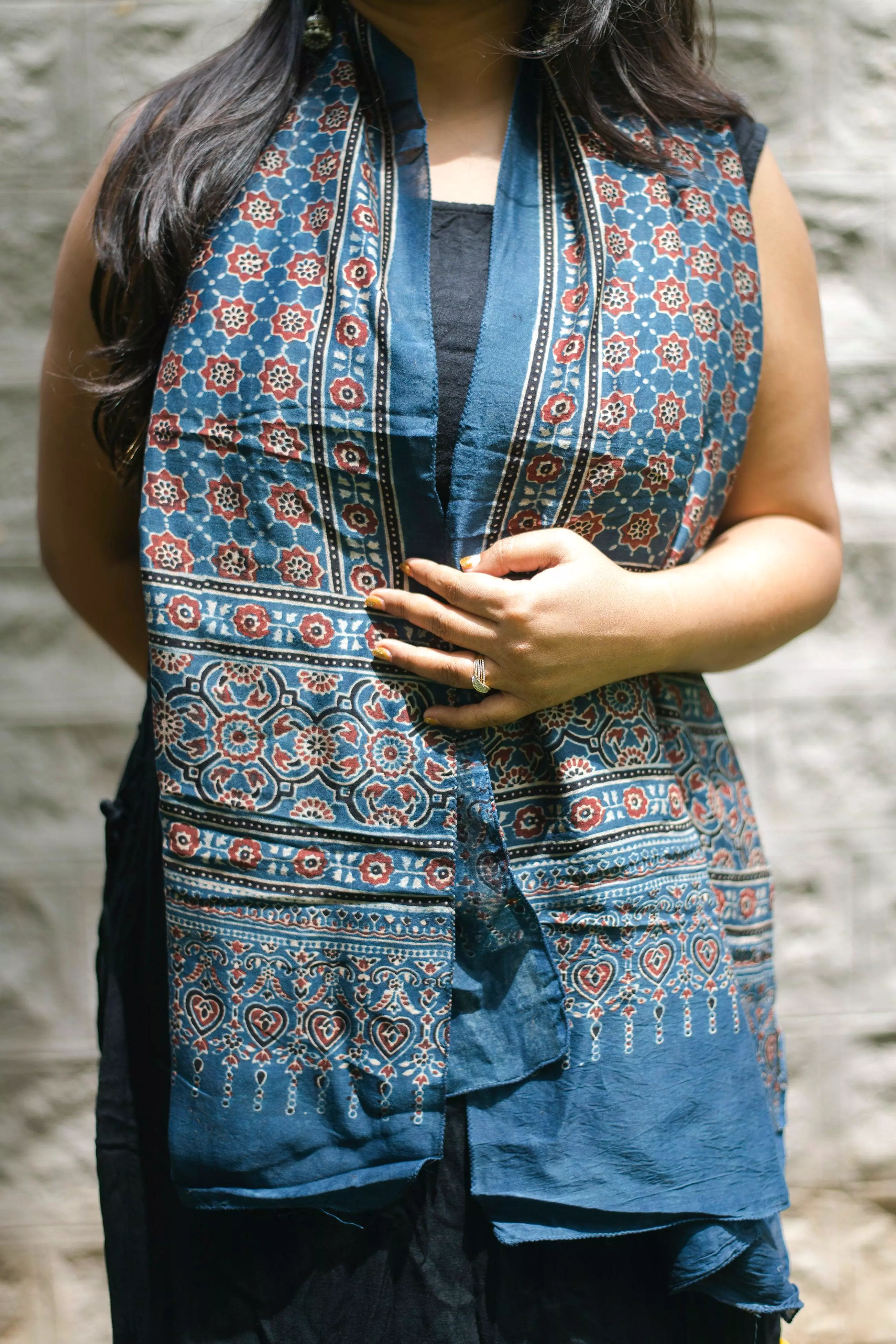 Kaisori Indigo Ajrakh Stole - Traya