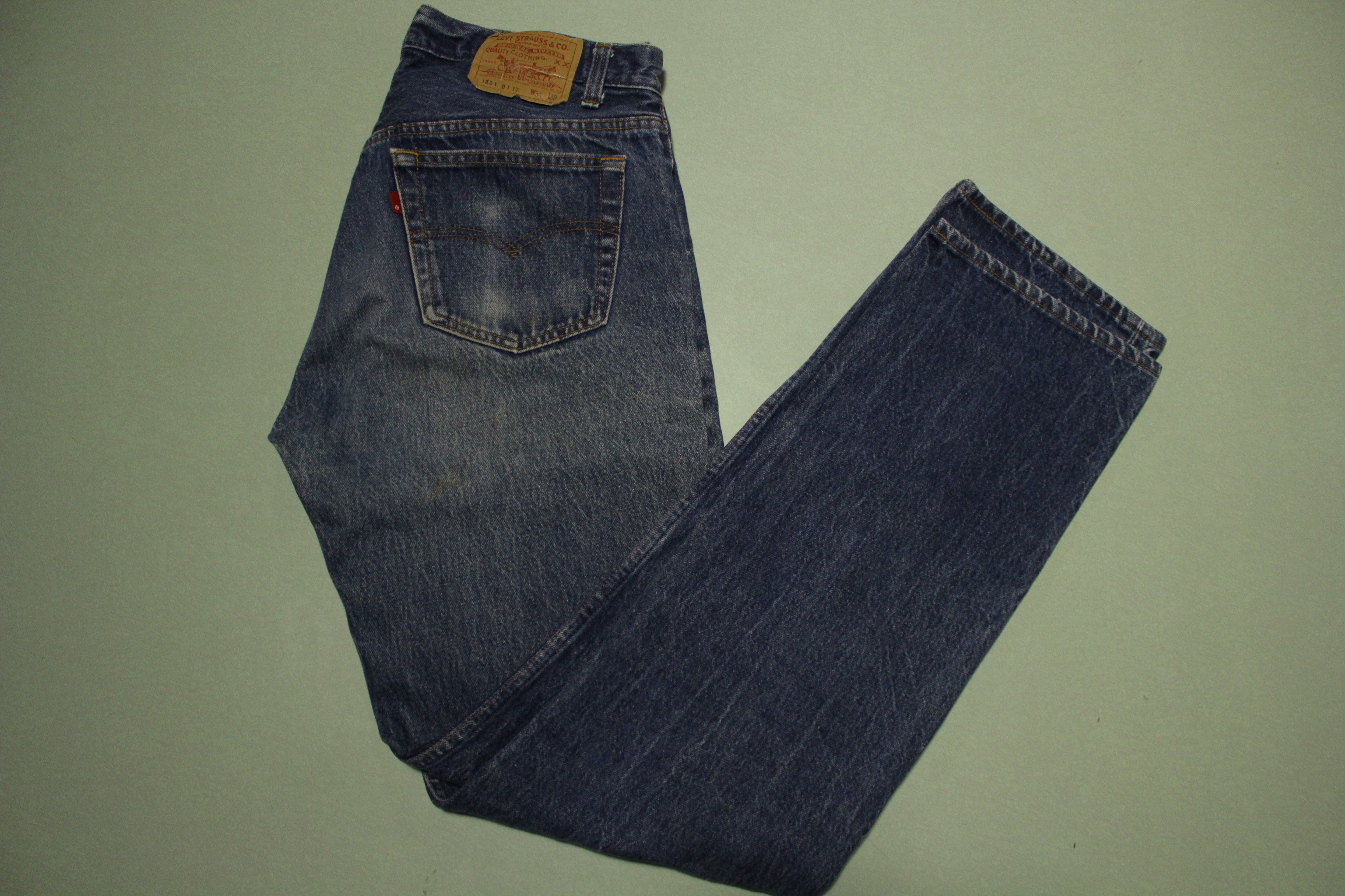 Levis 501 Button Fly Made in USA Vintage 70's 80's Grunge Punk Rock Denim Blue Jeans