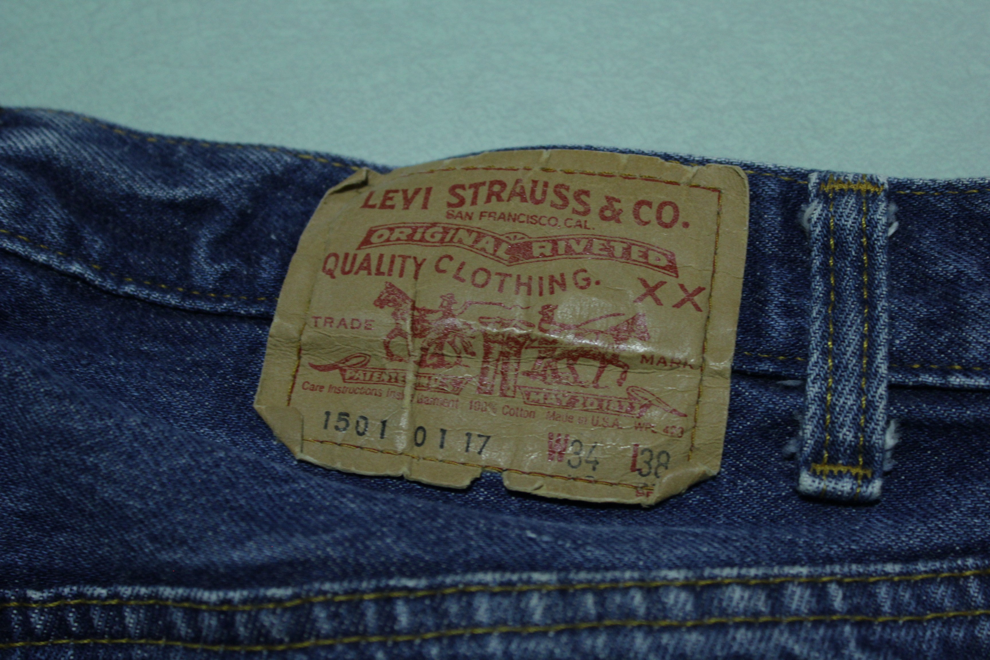 Levis 501 Button Fly Made in USA Vintage 70's 80's Grunge Punk Rock Denim Blue Jeans