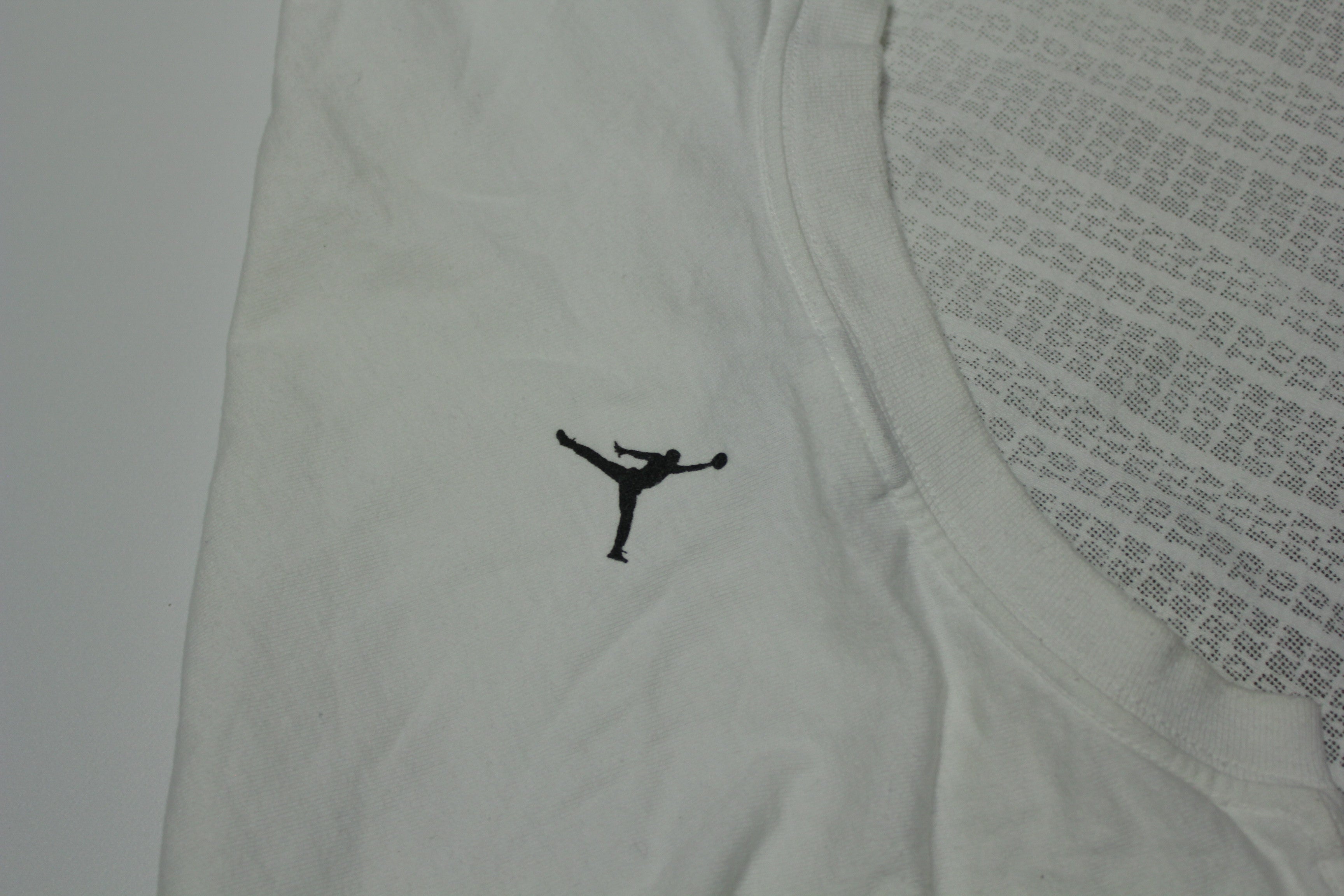 Michael Air Jordan Born To Fly Y2K 00's Vintage Big Print Basketball T-Shirt