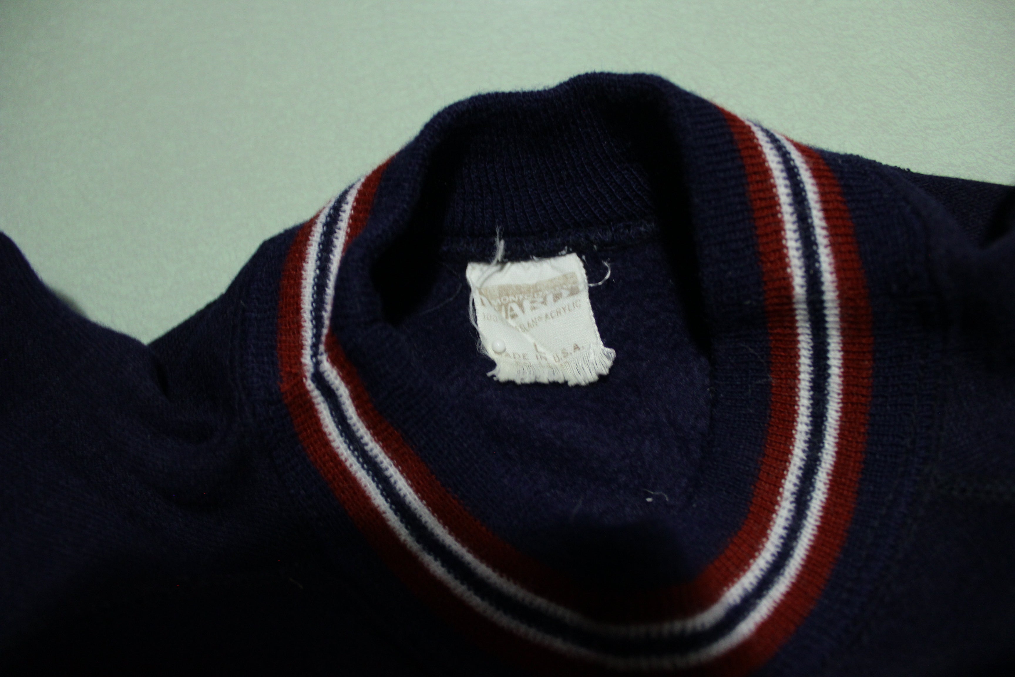 Montgomery Ward Vintage 70's Striped Collar Brady Bunch Crewneck Sweatshirt