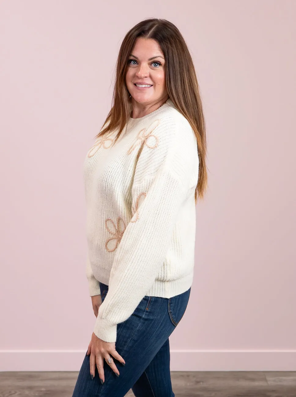 *NEW* Simple Daisy Sweater | Ivory