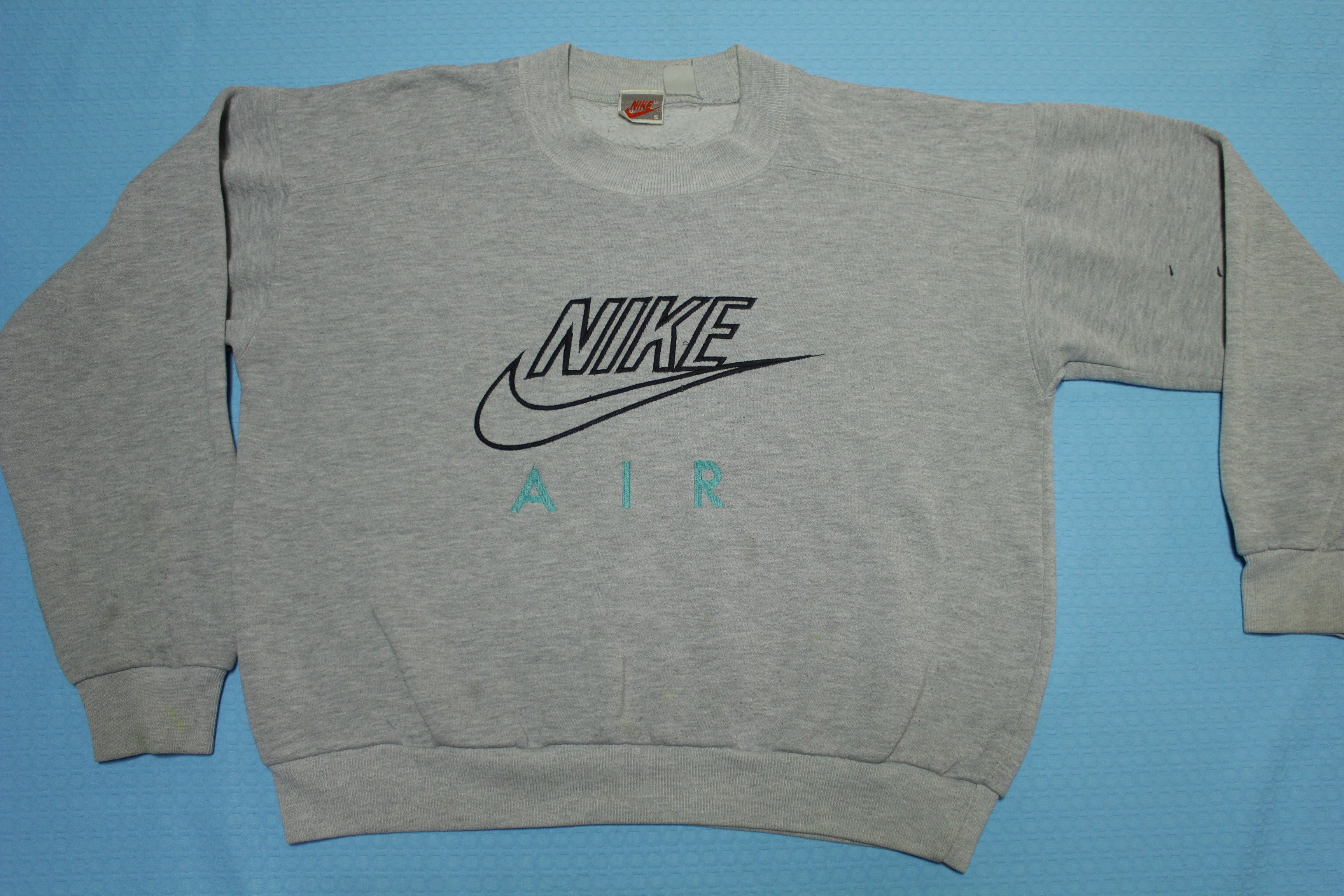 Nike Air Embroidered Vintage 80's 90's Gray Tag Crewneck Sweatshirt