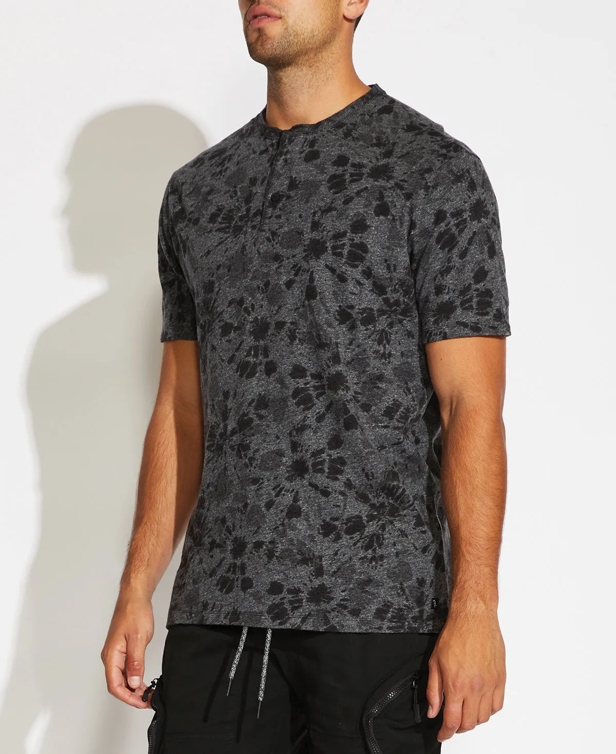 Palu Printed Henley T-Shirt (Heather Black)