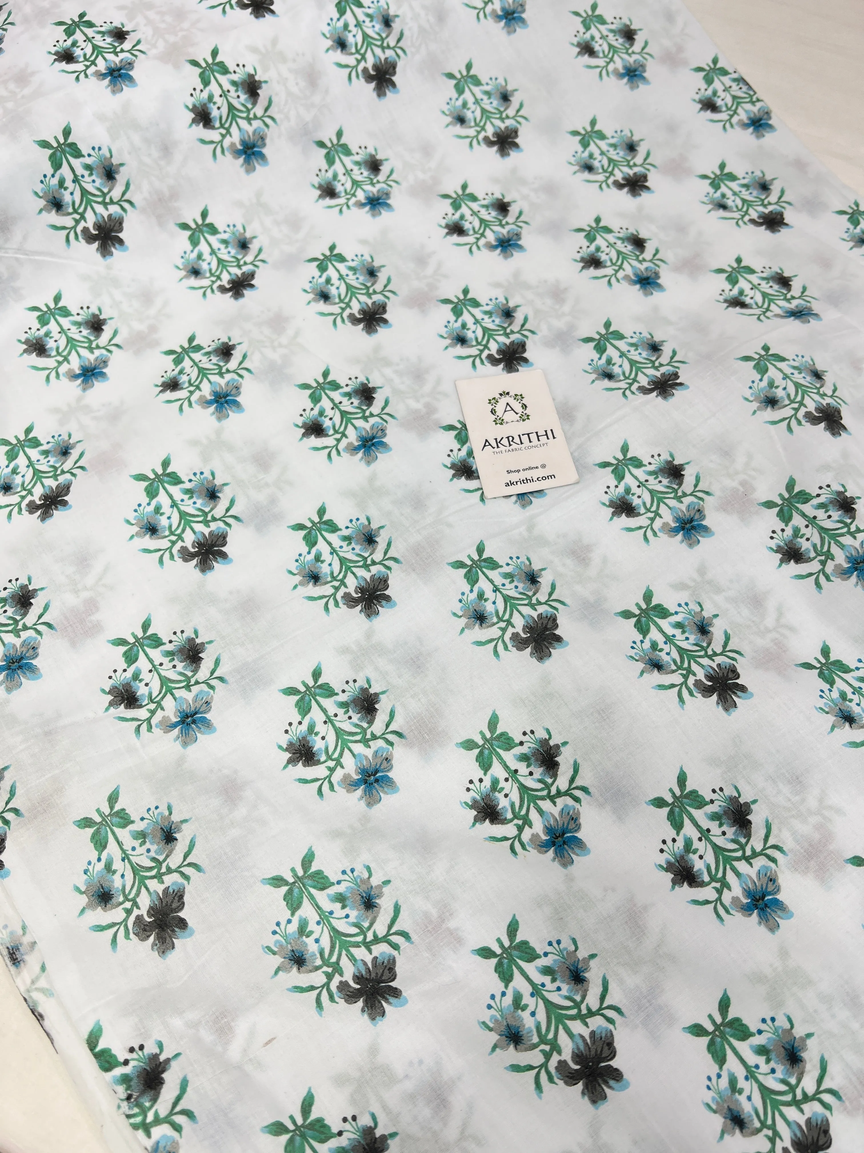 Printed pure cotton fabric