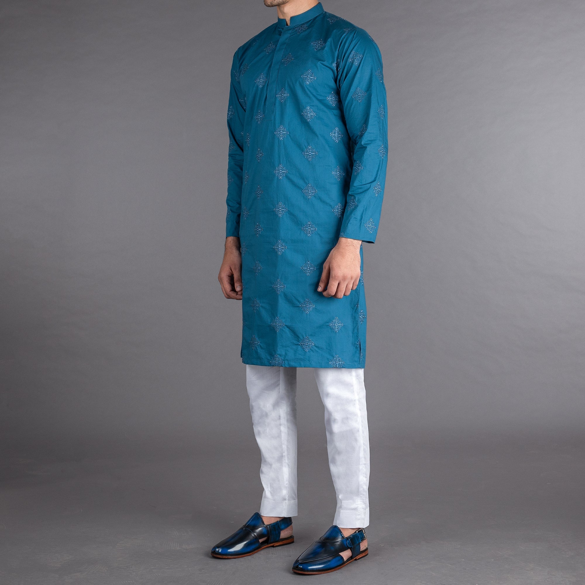 Riwaaj - Blue Embroidered Kurta